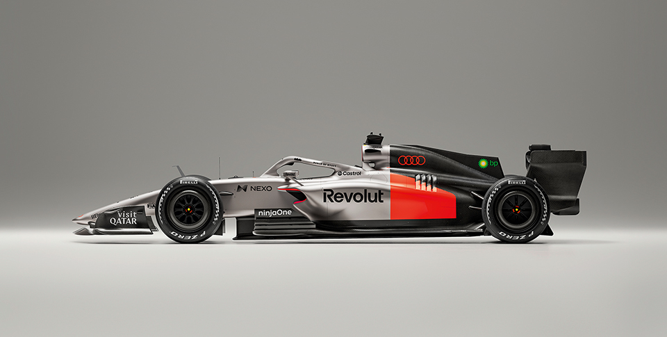 Audi Formel 1 Fahrzeug auf grauem Hintergrund